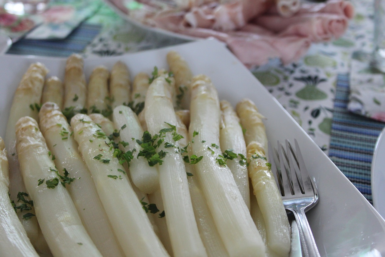 Asperges blanches vignaigrette