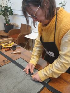 J'ai testé pour vous, un atelier ceinture en cuir