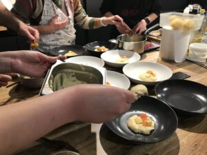Un cours de cuisine avec un chef c'est quoi ?